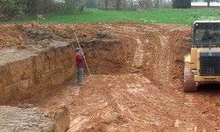Выкопать котлован под фундамент в Малгобеке - от 2611 руб. | 2Землекопа-Млг