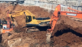 Разработка котлована экскаватором под фундамент в Малгобеке — цена от 2611 руб. | 2Землекопа-Млг